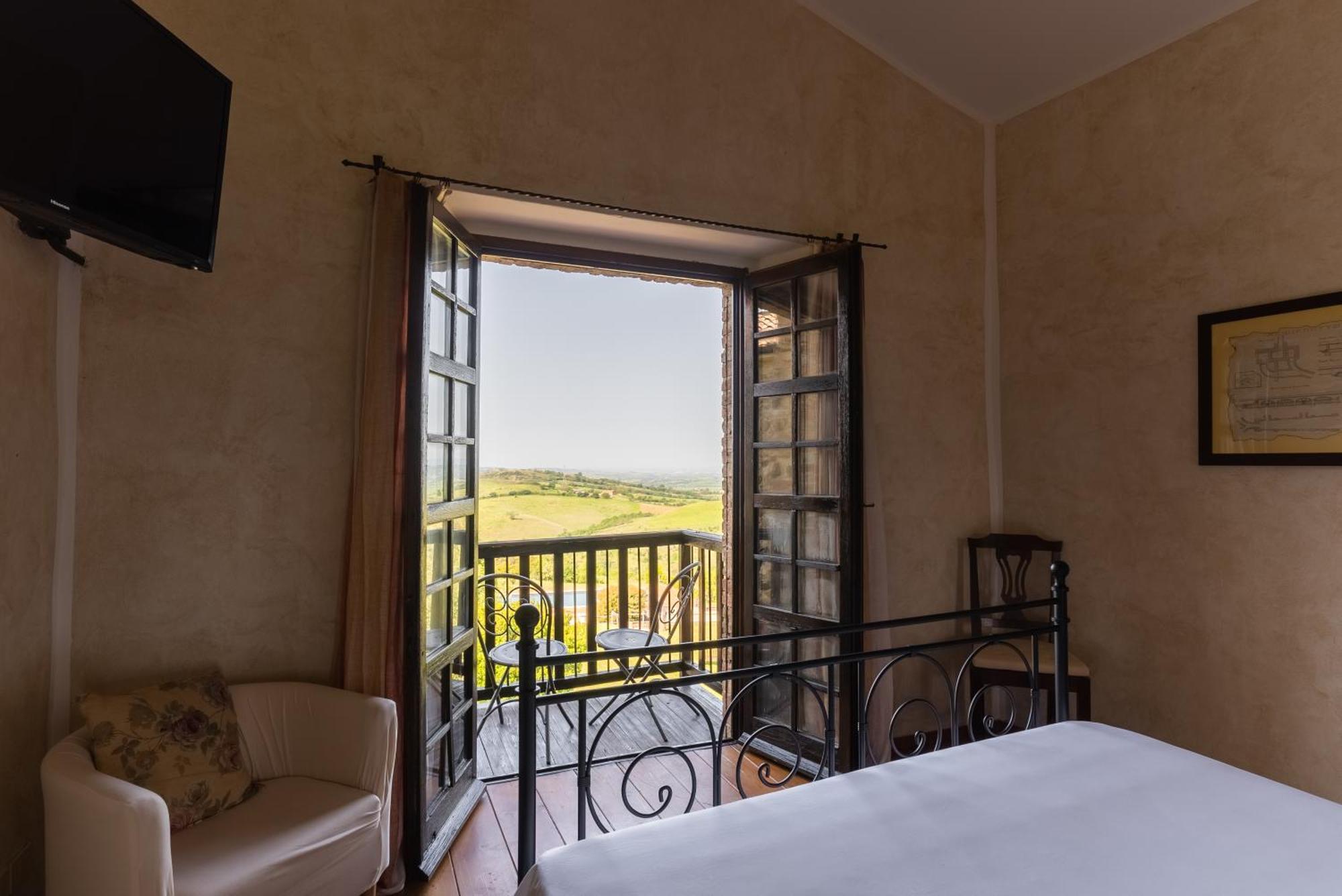 Tenuta Fattoria Vecchia 3*